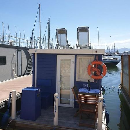 Houseboat Cagliari Hotel Ngoại thất bức ảnh