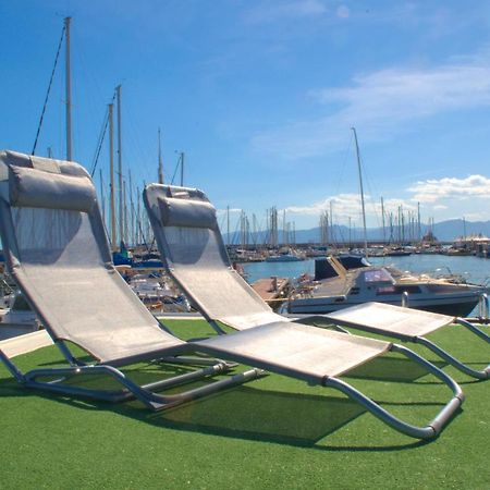 Houseboat Cagliari Hotel Ngoại thất bức ảnh